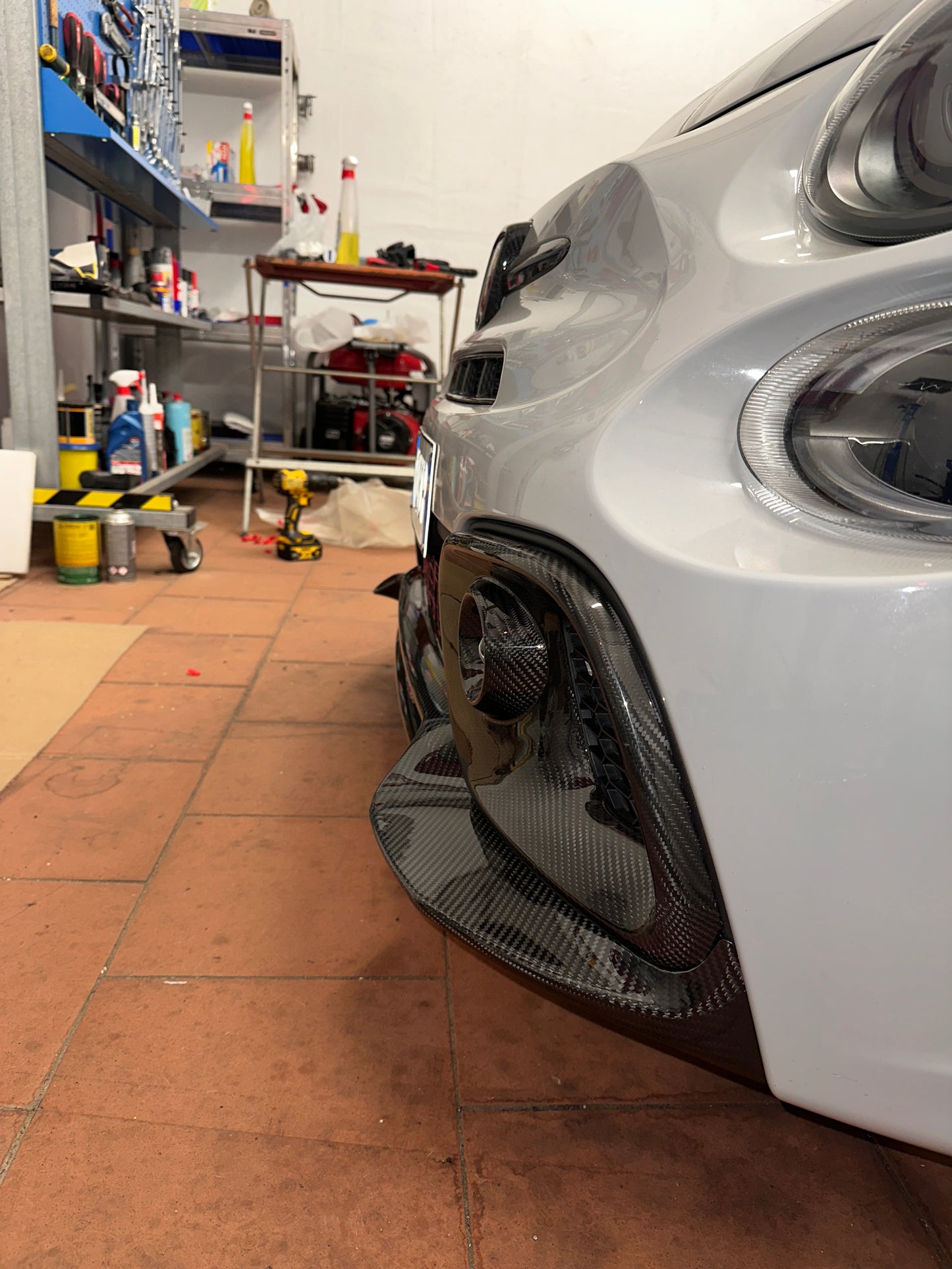 Splitter Paraurti Anteriore in Carbonio Vero per Fiat Abarth 500 595 695