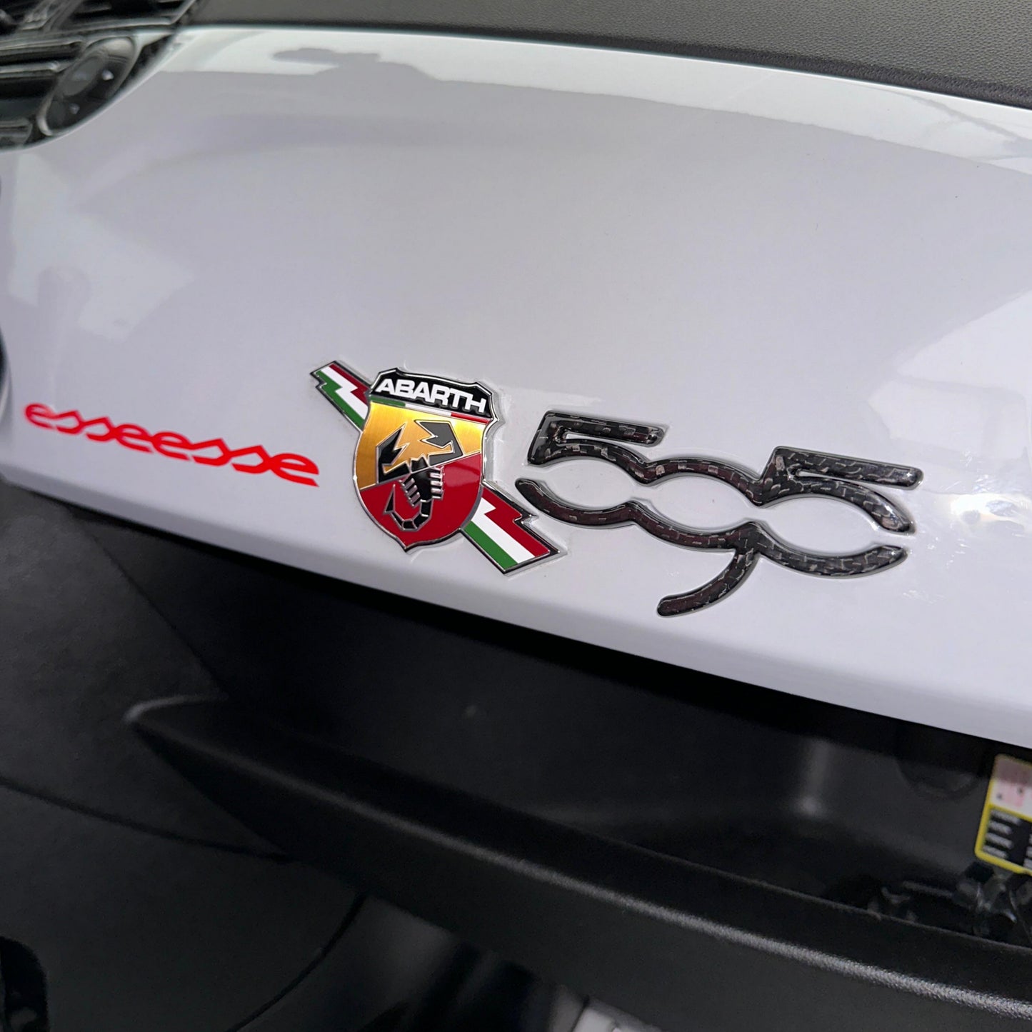 Cover logo in carbonio plancia auto (per Fiat Abarth 595)