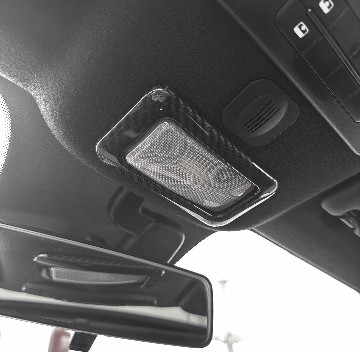 Cover in carbonio luce cortesia (per Fiat Abarth 500 Restyling, 595, 695)